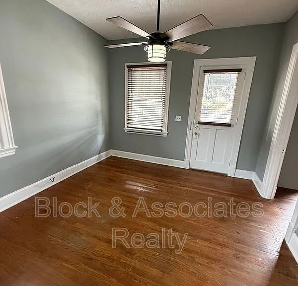 605 Sunset Ave #3 — Photo 3