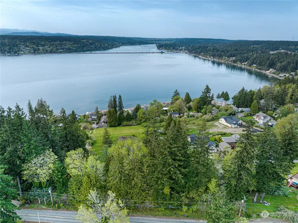 6820 120th Street NW, Gig Harbor, WA 98332