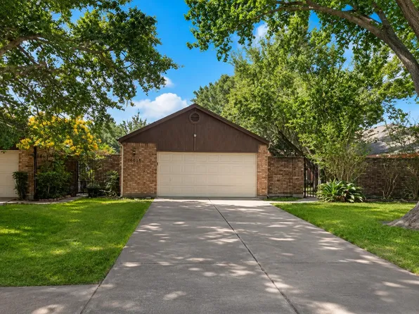 13007 Stancliff Oaks St, Sugar Land, TX 77478