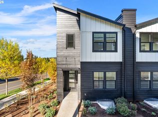 6495 NW Olympic Ln #25, Camas, WA 98607