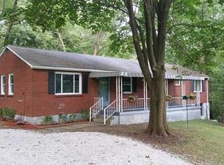 127 Fraser Rd, Valencia, PA 16059