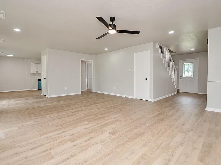 9903 Bromel Station St — Photo 9