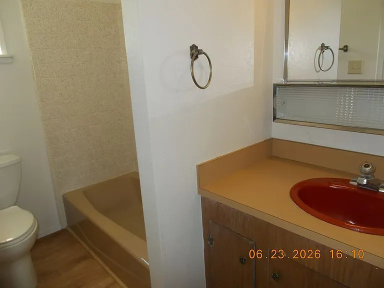 3226 W 4th Ave #A — Photo 9
