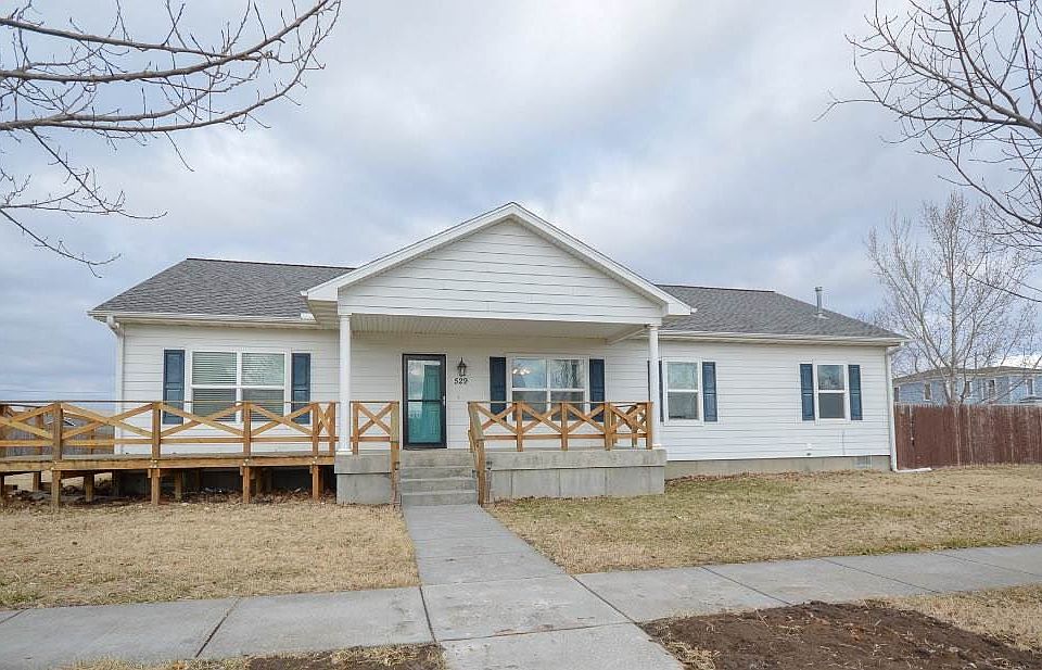 1st image of 529 Sheeran Ave