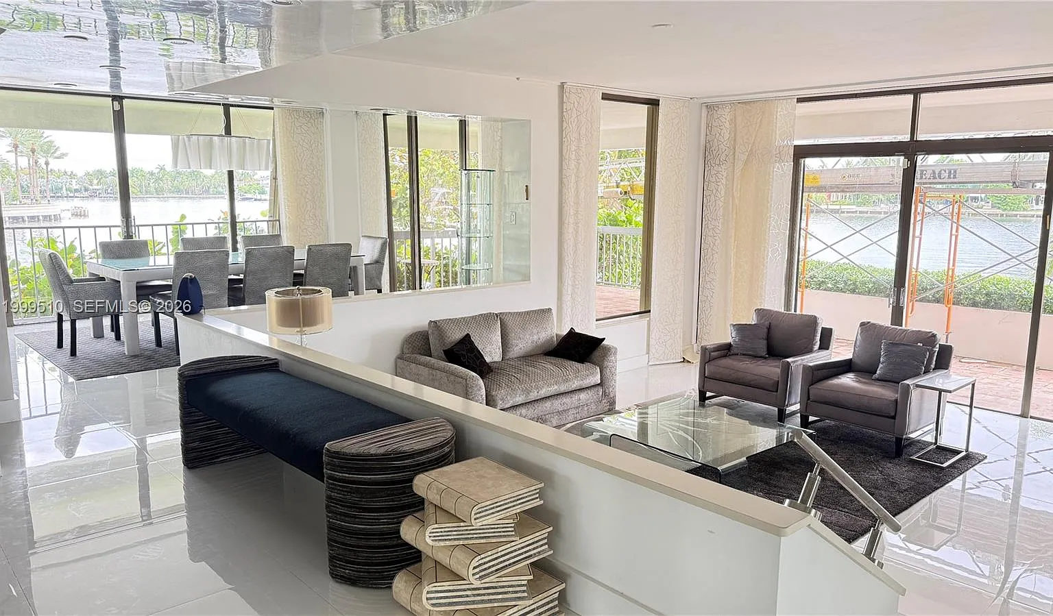 Turnberry Isle Condo — Photo 1