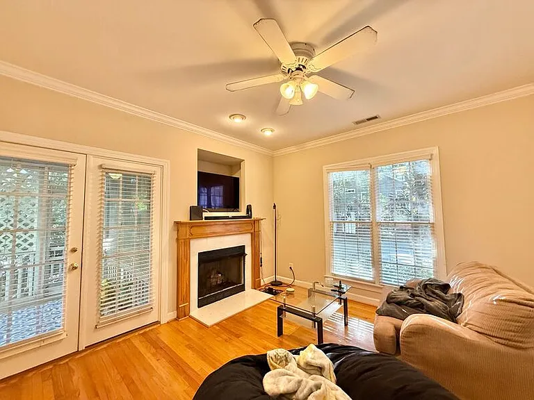 1105 Banbury Woods Pl — Photo 3