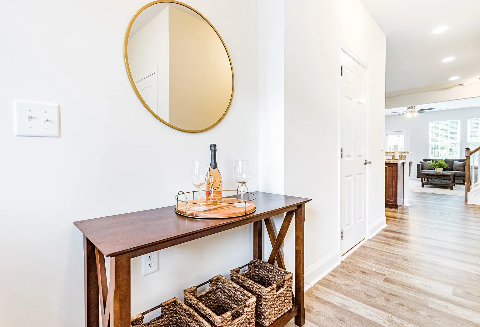 3 Bed Townhome Prime RTP area — Photo 3