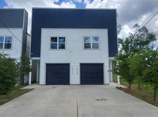 8308 Prairie View Dr, Houston, TX 77091