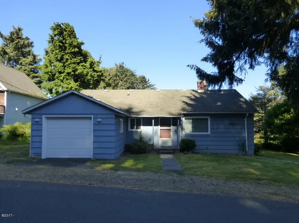 3893 NW Port Ave, Lincoln City, OR 97367