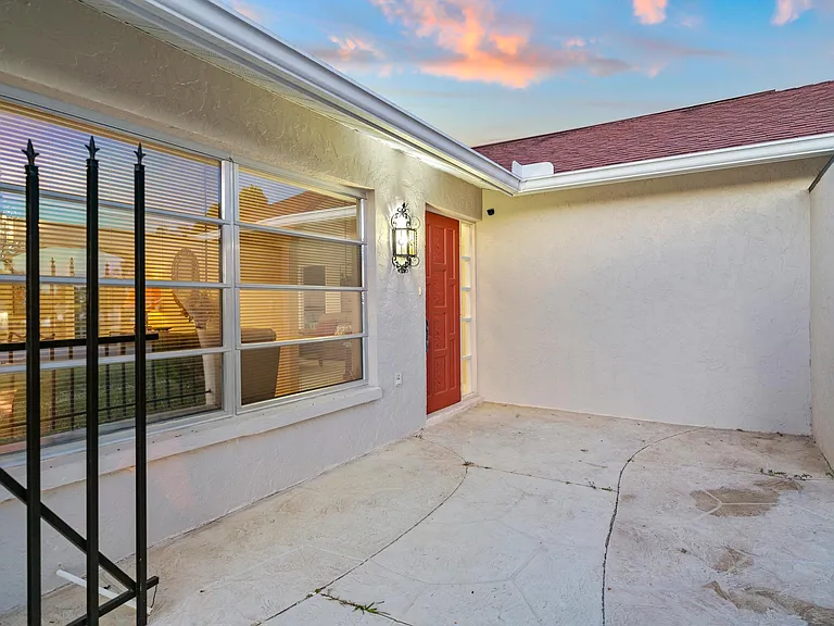 21292 Burkhart Dr — Photo 10