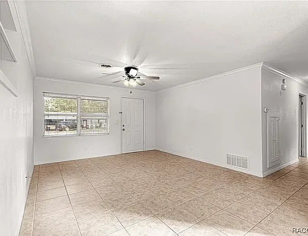 2700 SE 8th Ave — Photo 8