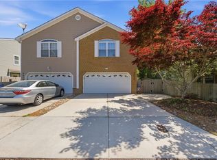 2208 E Berrie Cir, Virginia Beach, VA 23455