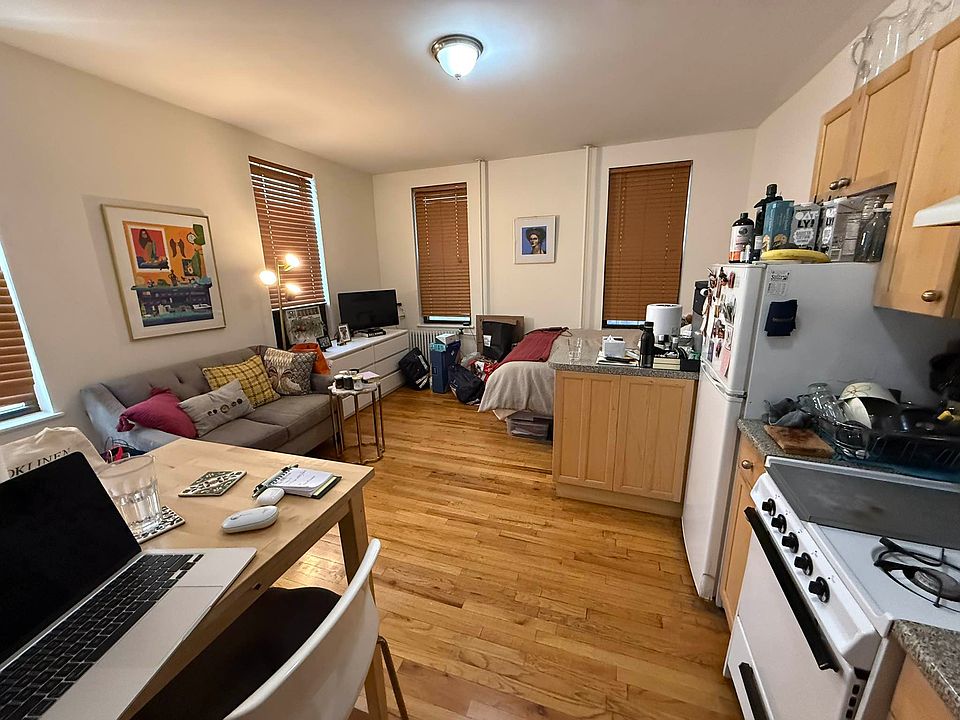 1st image of 93 Macdougal St APT 5