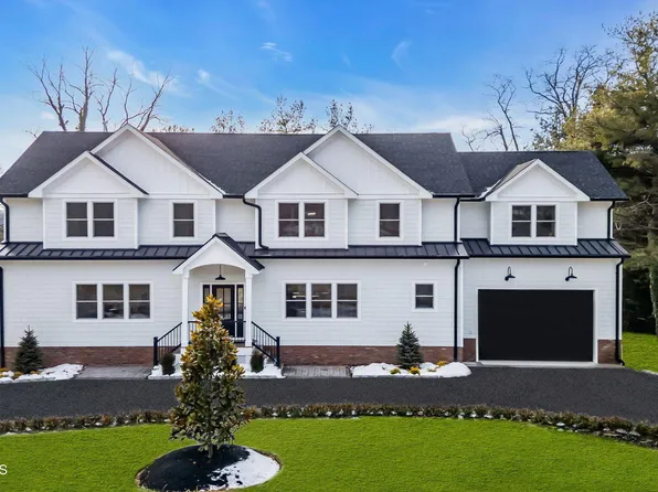 70 Valley Drive E, Atlantic Highlands, NJ 07716