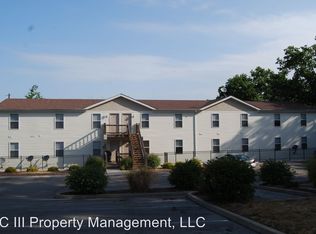 395 Monroe St APT 304, Troy, MO 63379