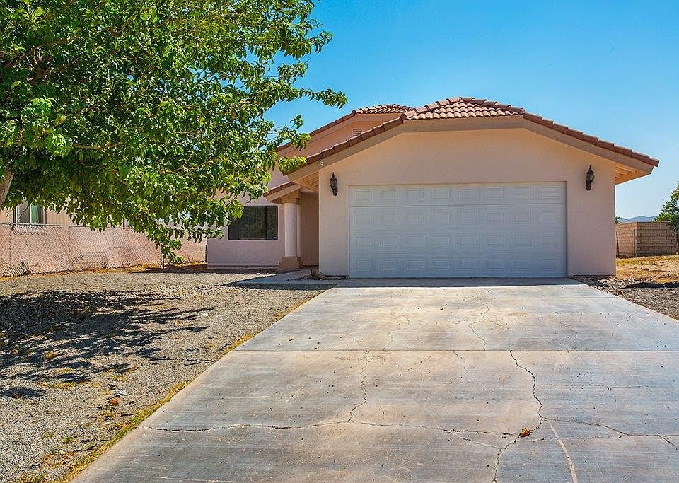 1st image of 26471 Corona Dr