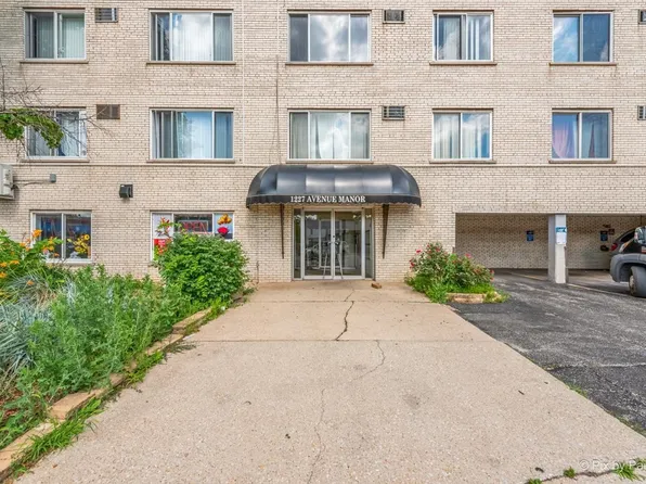 1227 S Harlem Ave APT 514, Berwyn, IL 60402