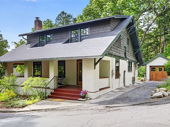 2nd image of 206 Cascadilla Park Rd