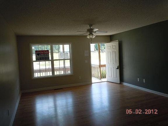 3rd image of 208 Emma Gilley Dr