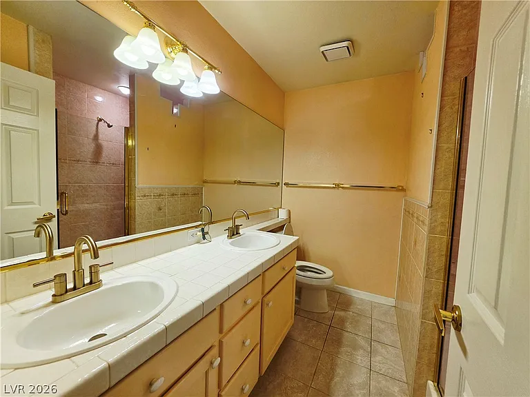 8213 Arch Bay Ln — Photo 15