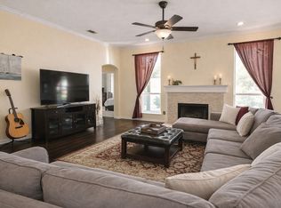1639 Churchill Ln, Mansfield, TX 76063