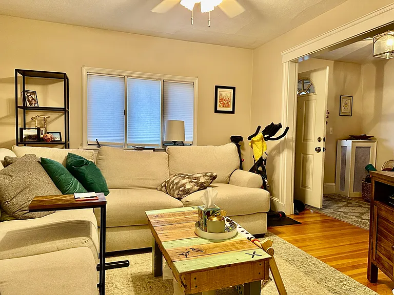 68 Willis Ave #1 — Photo 4