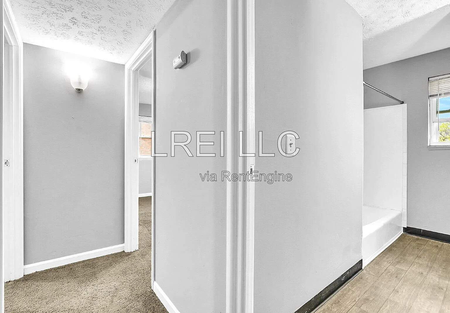 2 bed, 1.0 bath, 850 sqft, $895 — Photo 4