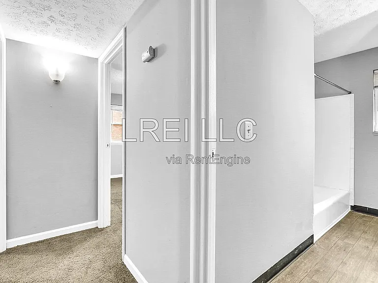3400 Lesway Ct #7 — Photo 4