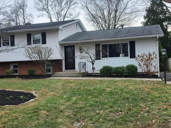 341 Canyon Dr N, Columbus, OH 43214