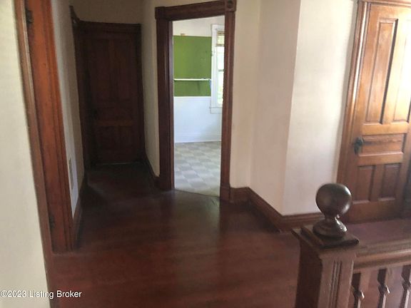 5th image of 1950 Deer Park Ave #2