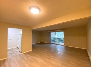 12502 Addison St SW #11, Lakewood, WA 98499