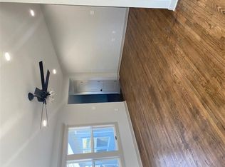 411 8th St, Warrensburg, MO 64093