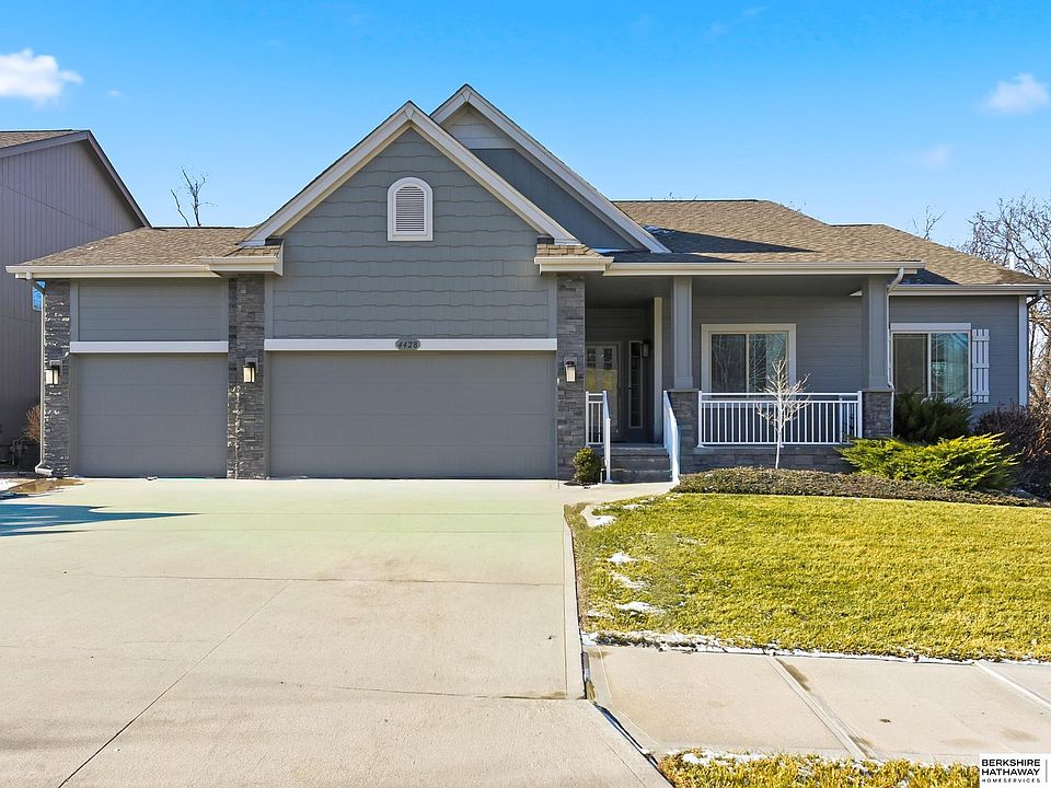 1st image of 4428 S 199th Ave