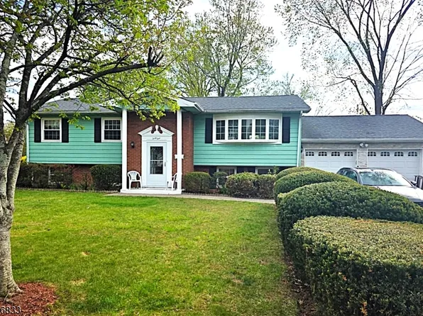 41 Cooper Ave, Roseland Boro, NJ 07068