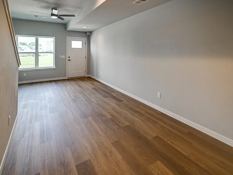 2920 Radicchio Dr — Photo 22