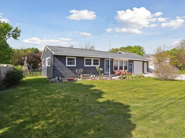 1921 Bashor Rd, Goshen, IN 46526