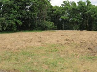 168 Locust Ln, Follansbee, WV 26037