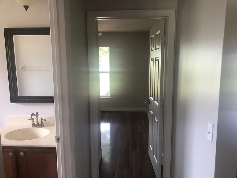 SW Idol Ave — Photo 18