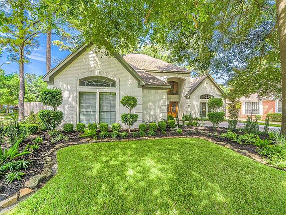 4th image of 9130 Woodwind Lakes Dr