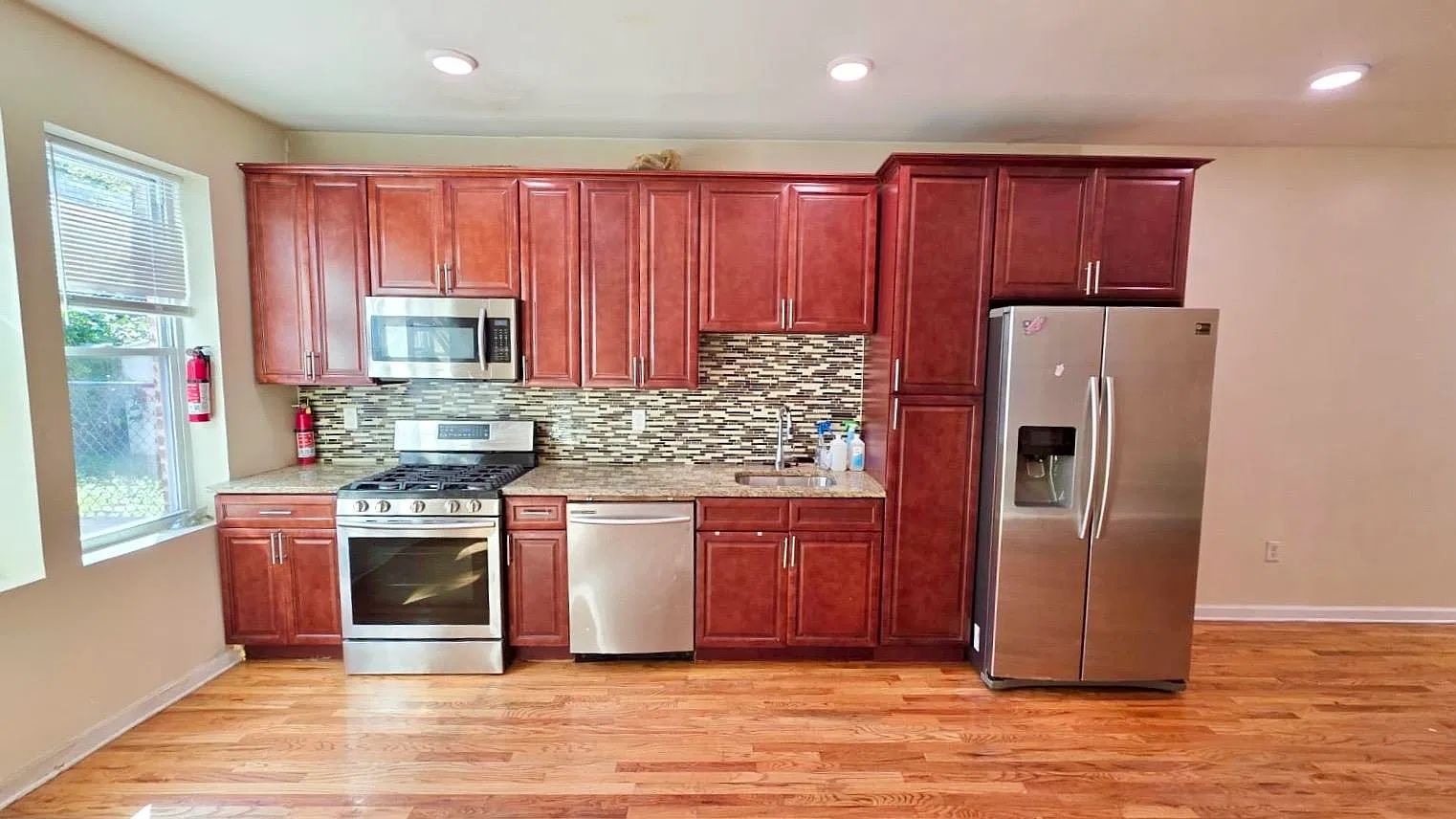 2 bed, 1.0 bath, $2,350 — Photo 1