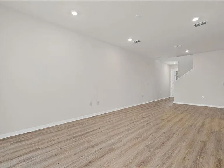 7566 Sea Oak Ct — Photo 15
