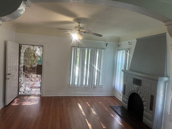 2nd image of 6023 6th Ave