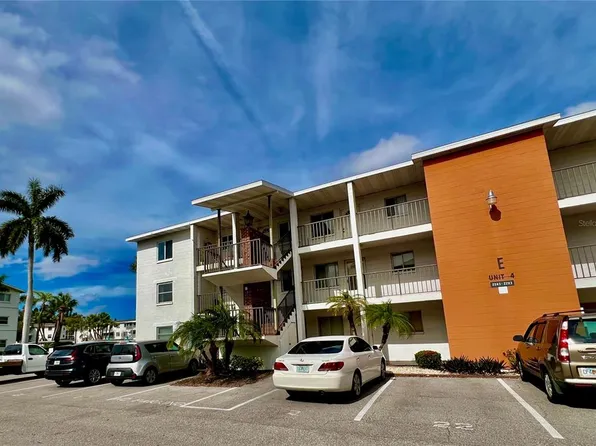 2215 Sunset Dr #E1, Bradenton, FL 34207