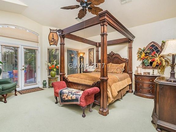 3rd image of 8121 Pacific Cove Dr #0
