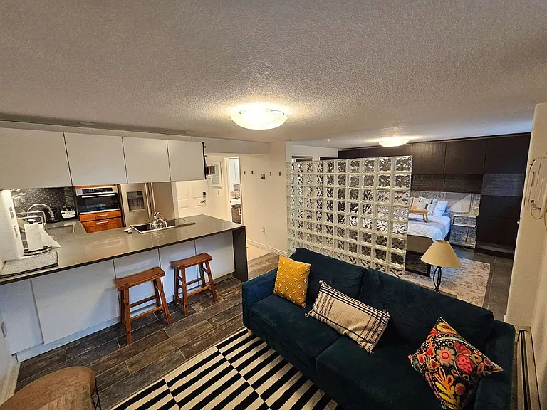 1833 N Williams St #108 — Photo 5