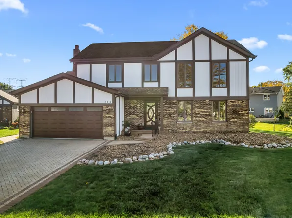 1312 N Saddle Row, Addison, IL 60101