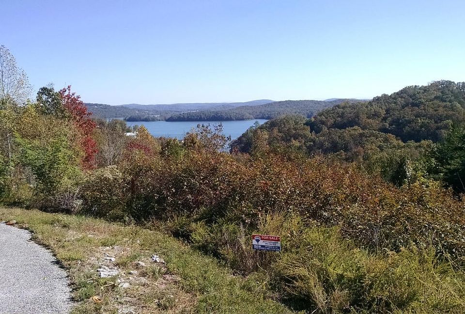 2nd image of Flint Ridge Rd