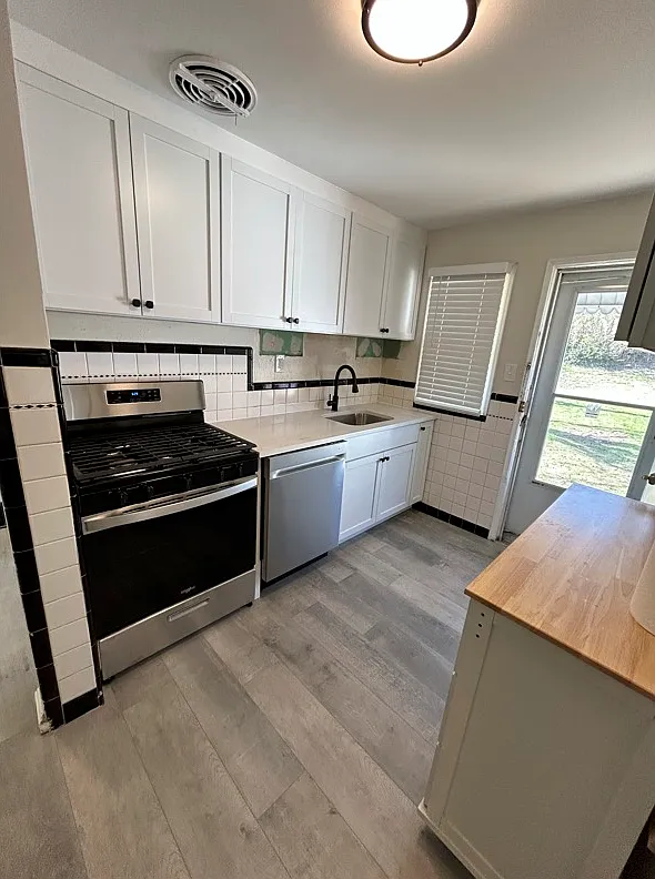 2 bed, 800 sqft, $1,195 — Photo 1