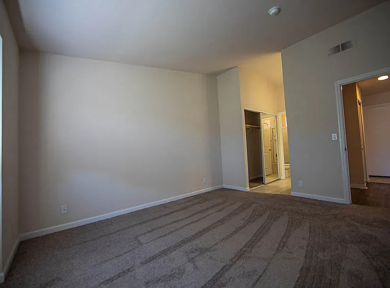 Laurel Grove — Photo 46