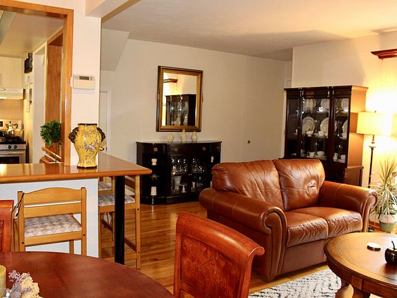 3rd image of 42 Village Ln #10A